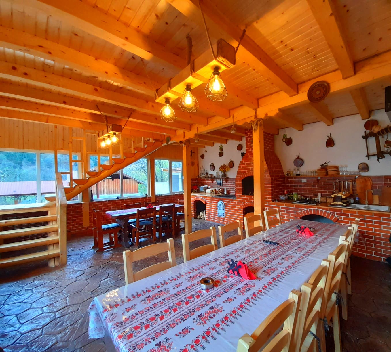 Spațiu interior foișor